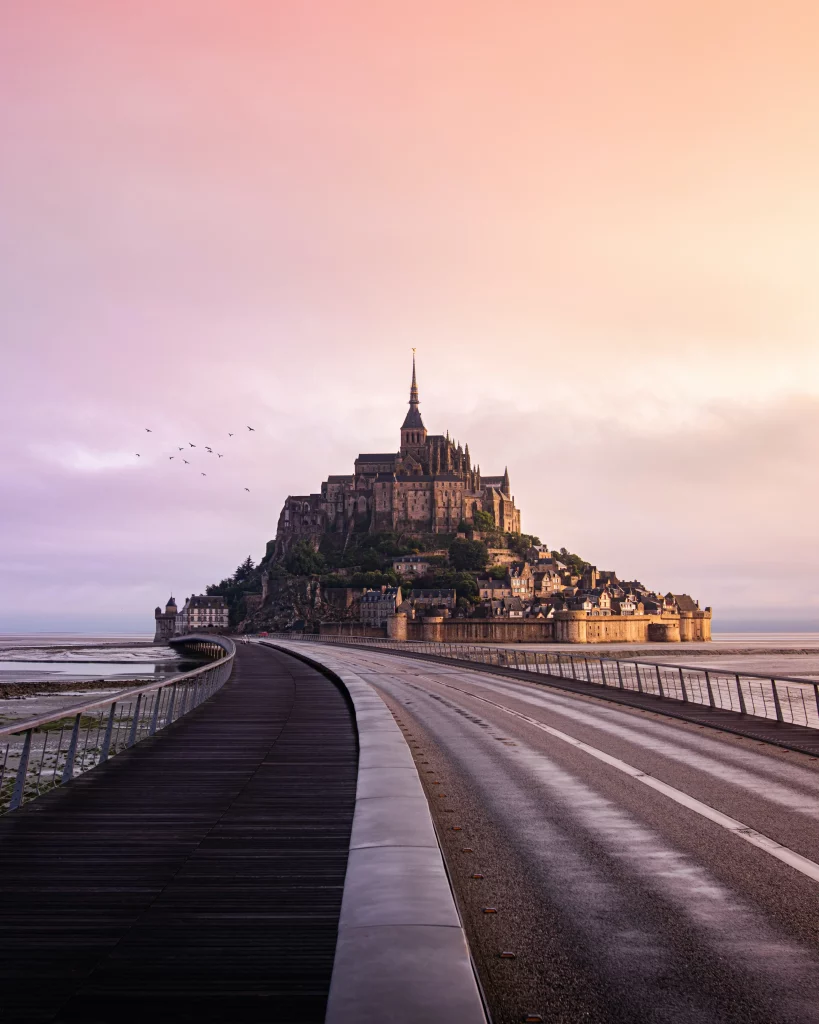 Vue magnifique sur le Mont Saint Michel en France 